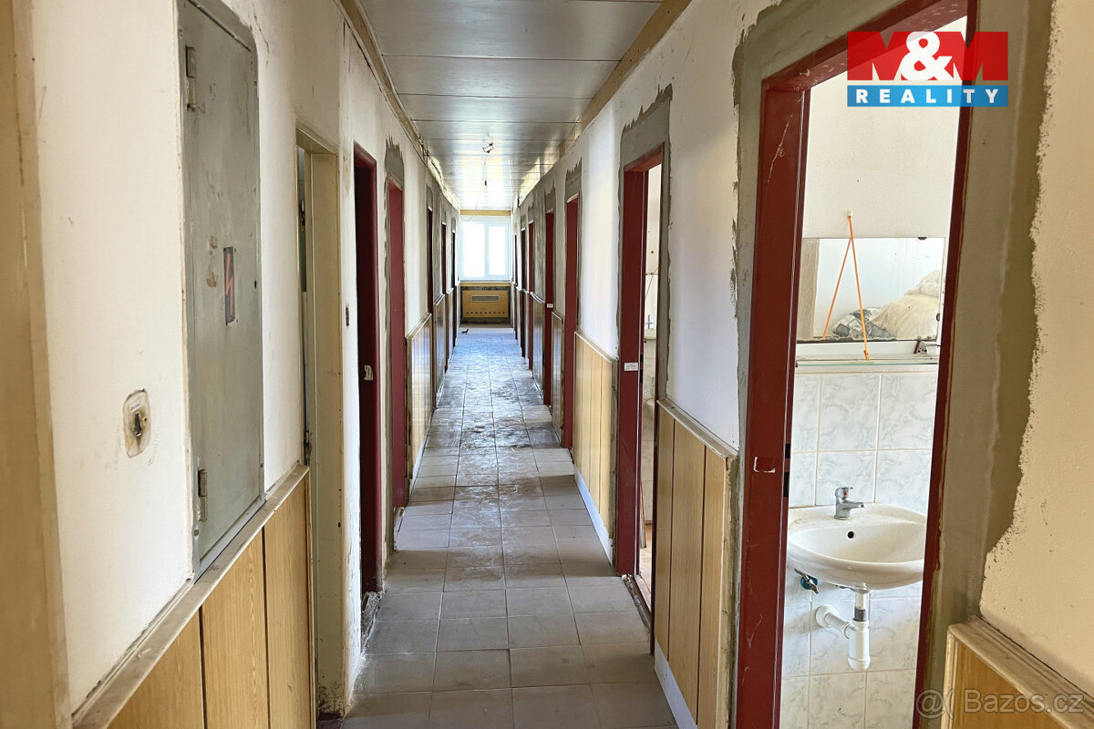 Prodej hotelu 854 m², Týn nad Vltavou, ul. Písecká - 16