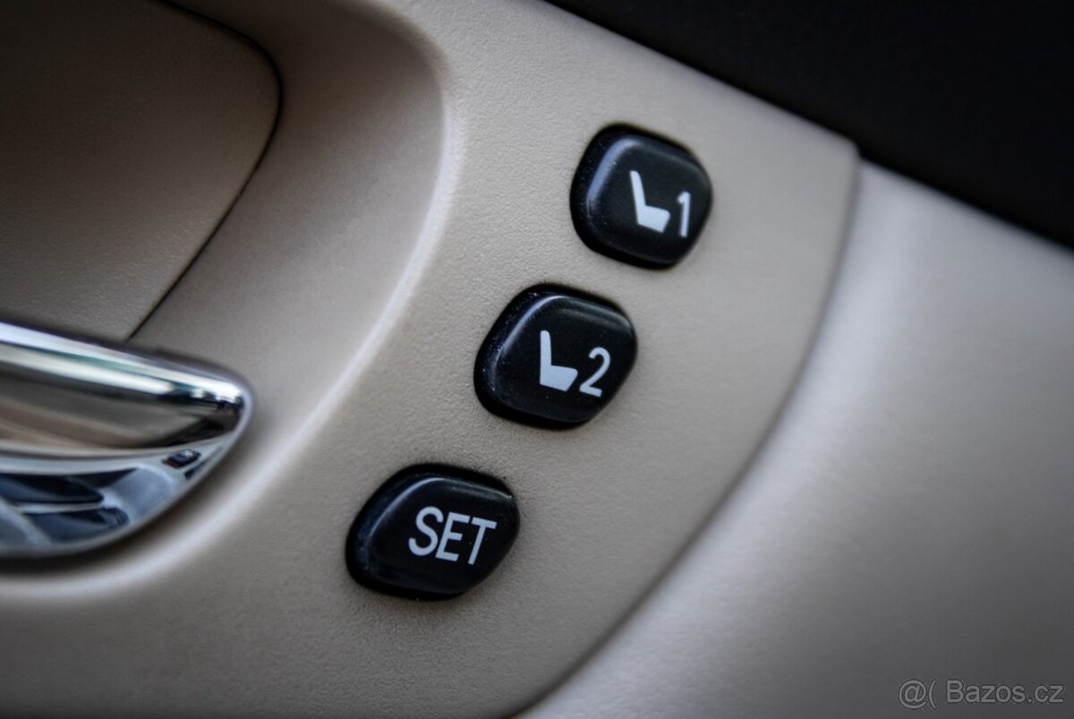 Lexus RX RX400h V6 - 16