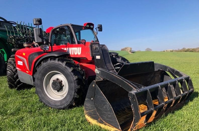 Teleskopický manipulátor Manitou MLT 735 2015 4500mth - 16