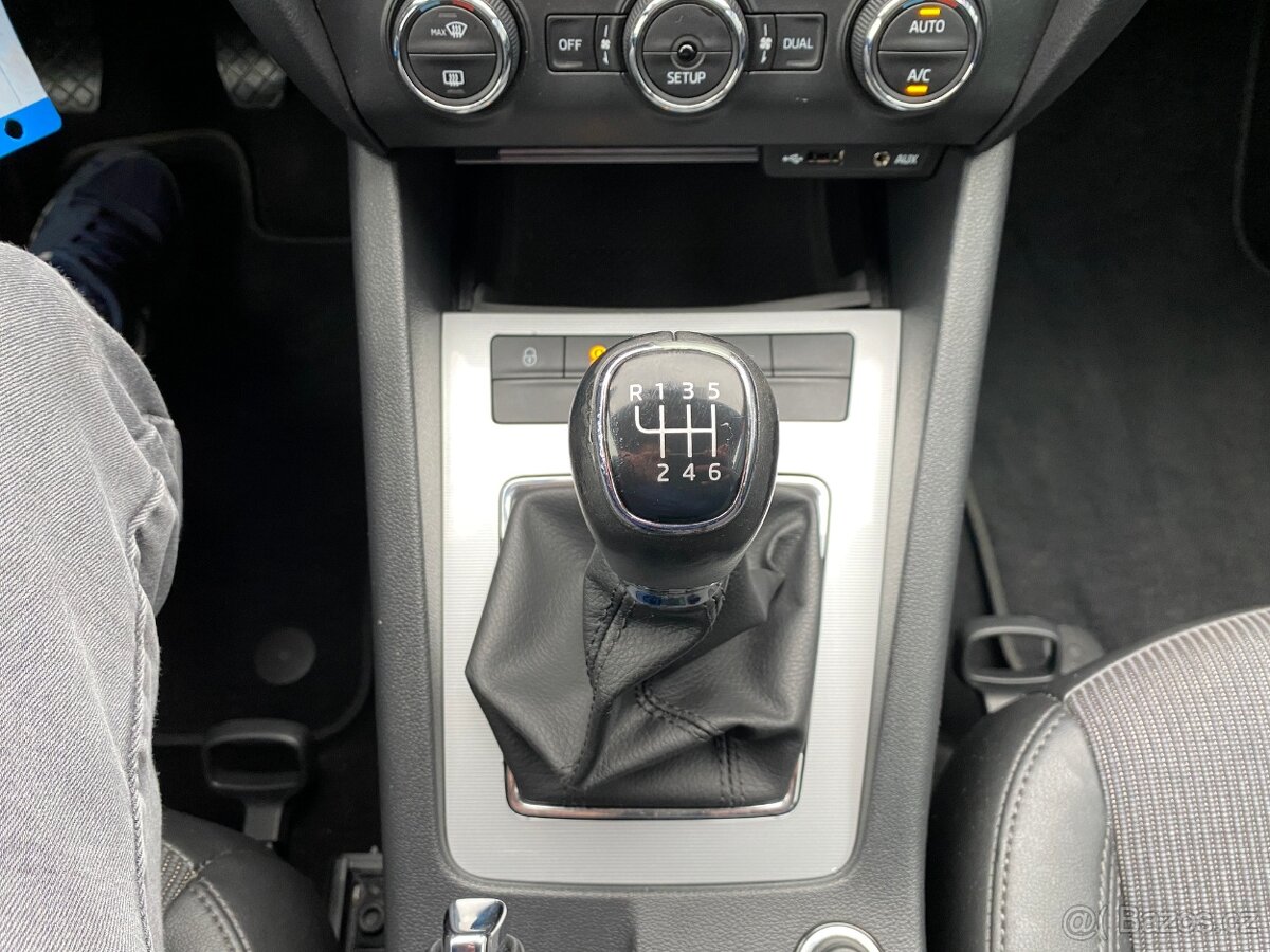 Škoda Octavia, 1.4 TSI 103kW-ELEGANCE-103TKM - 16