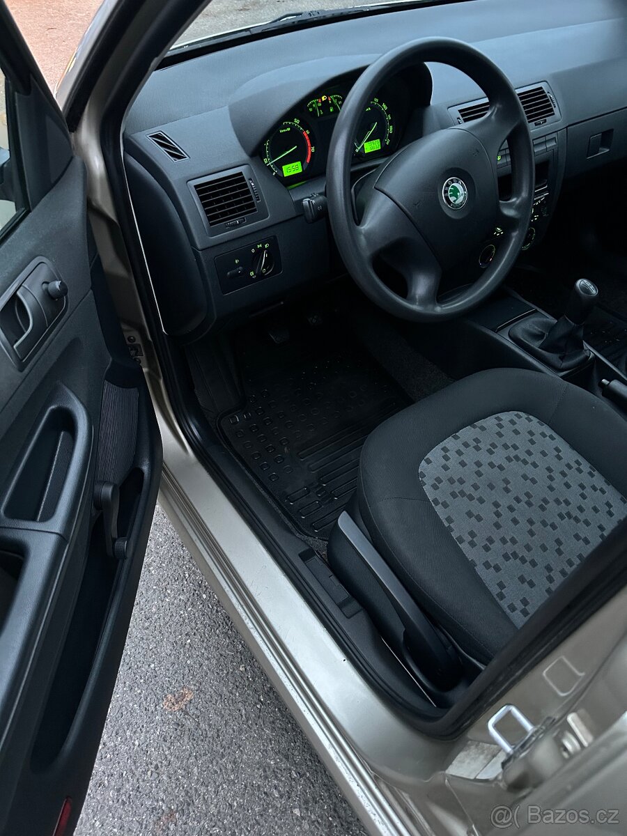 Škoda Fabia 2006 1.Majitel 79tis km Garážovaná - 16
