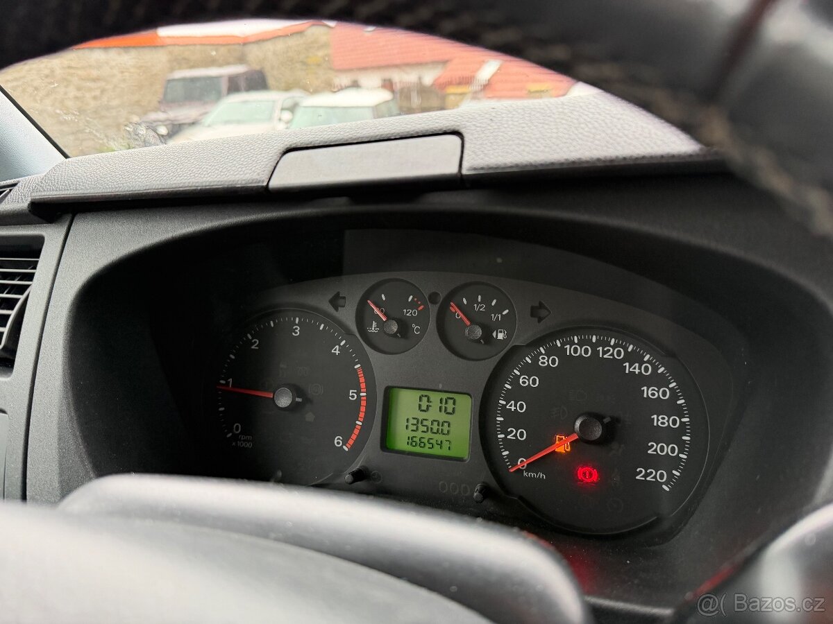 Ford Transit 2.2TDCi 85kw 2011 9mist (tažné-nova stk) - 16
