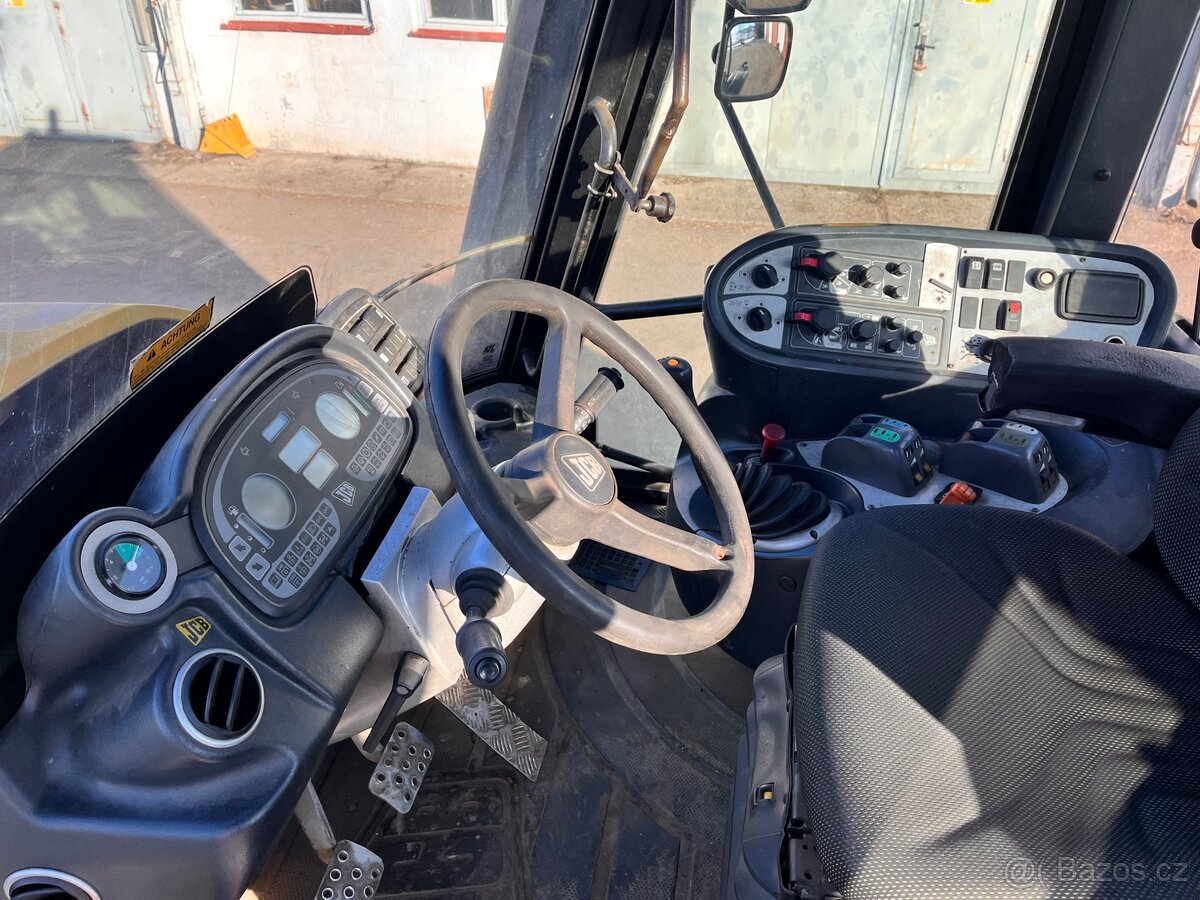 JCB Fastrac - 16