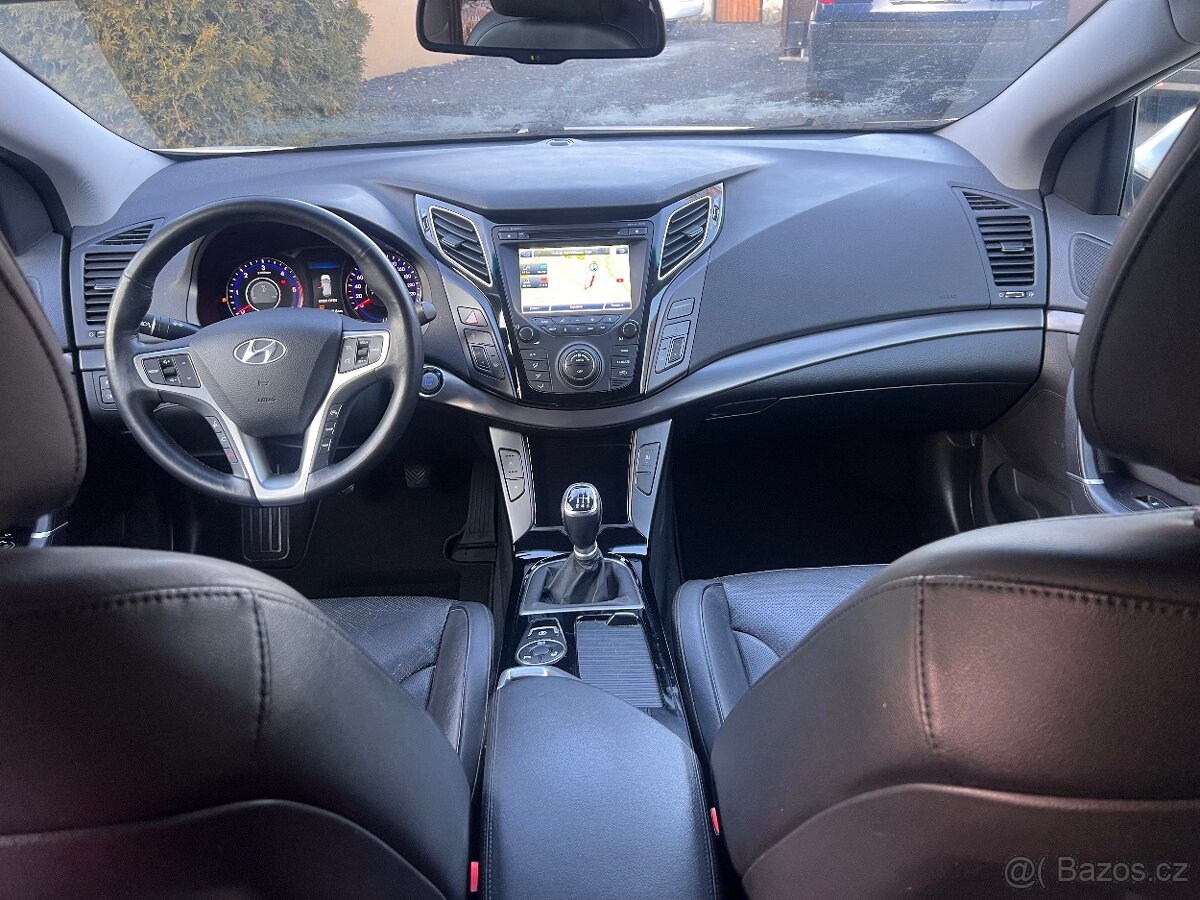 HYUNDAI I40 1.7CRDI -LED-XENON-NAVI-KEYLESS-INFINITY-2.MAJ - 16