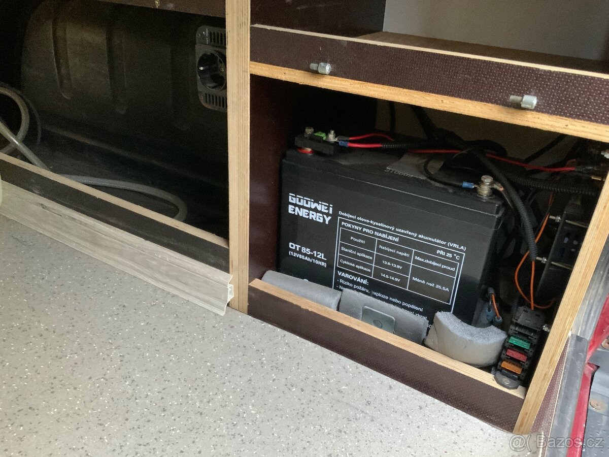 Obytná dodávka Fiat Ducato - 16