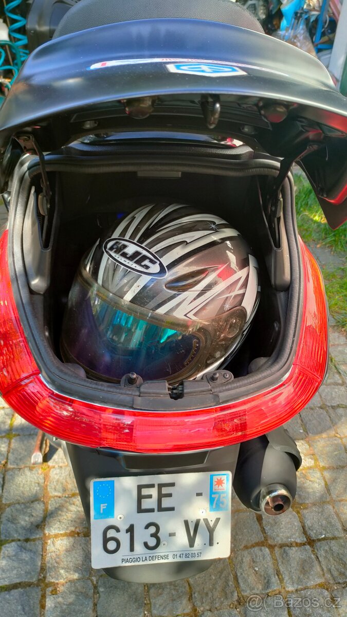 Piaggio Xevo 125 - 16