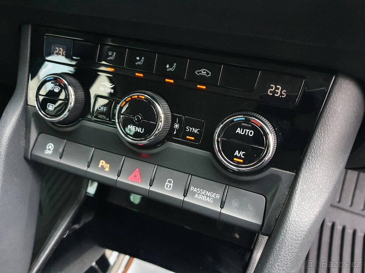 Škoda Karoq 2.0 TDI 85kW 105tkm Full LED - záruka Autodraft - 16