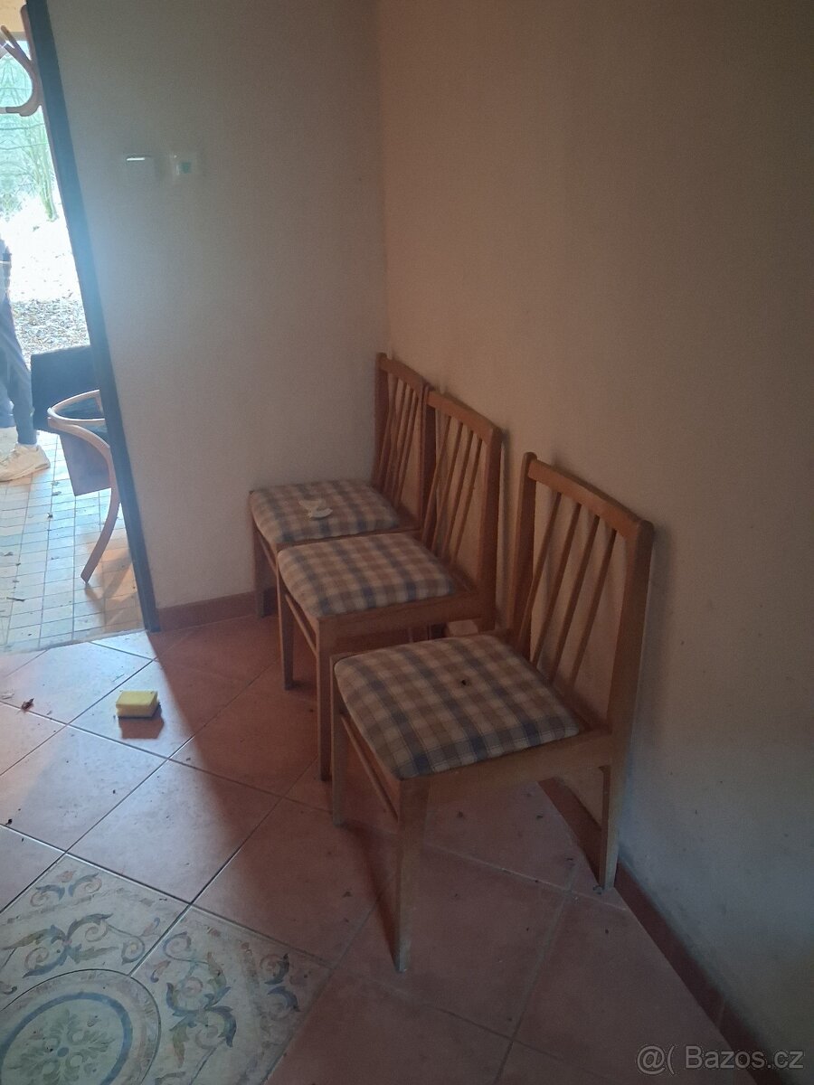 Nábytek . Vše dohodou - 16