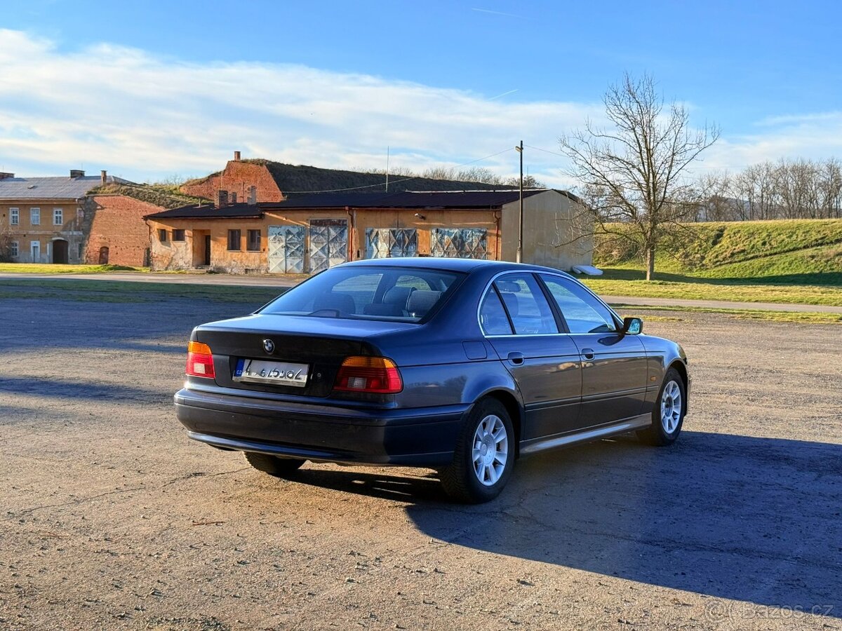 BMW E39 - 16