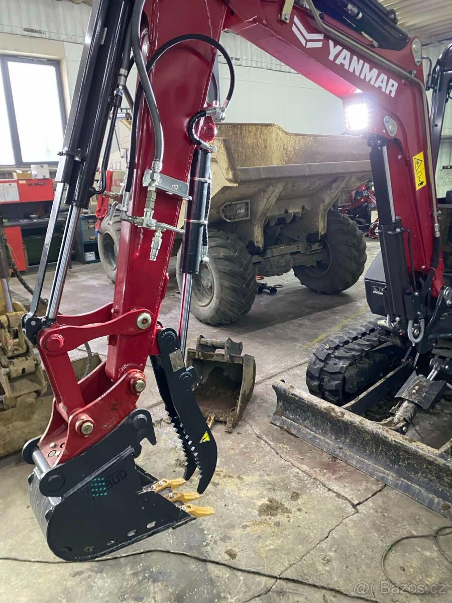 Pridržovací palec , hydraulický palec Thumb - 16