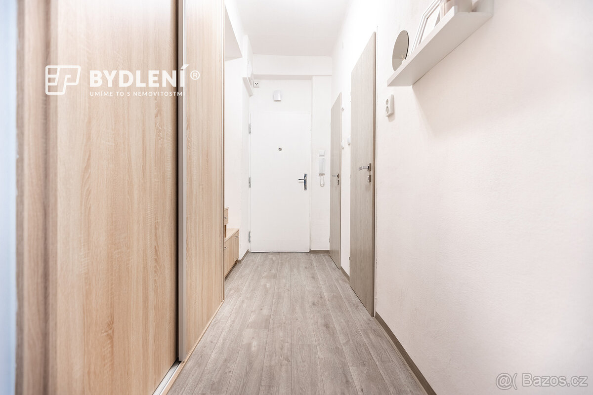 Podnájem kompletně vybaveného bytu 2+1 s lodžií – Teplice, u - 16