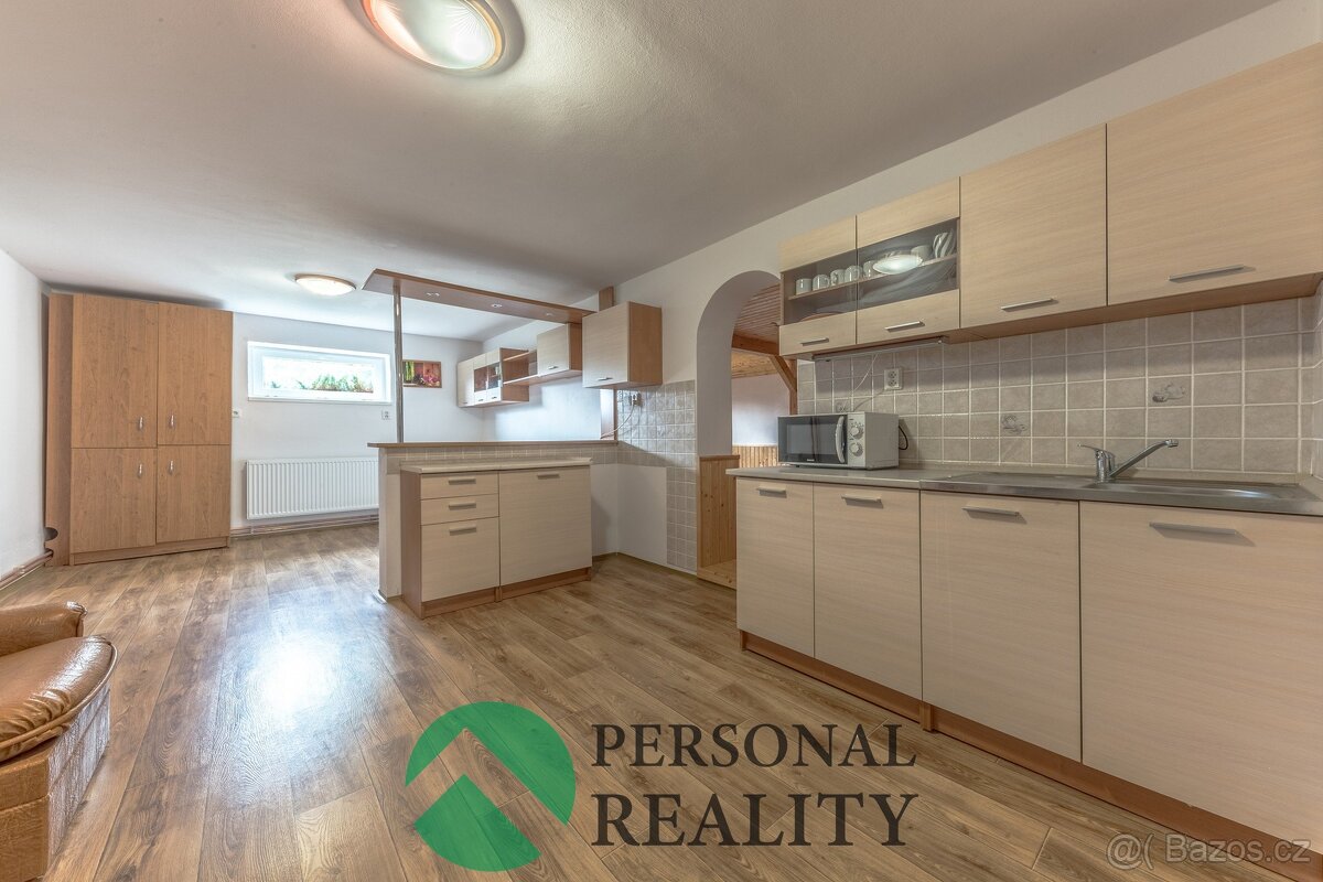 Prodej rodinného domu 225 m², Sazená, ev.č. 02563 - 16