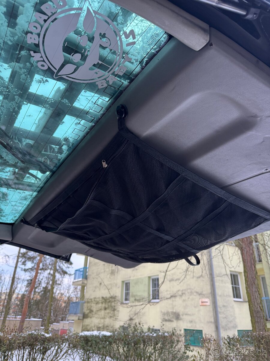 VW Multivan T4 Generation 2001, 2,4 TDi 75kw - 16