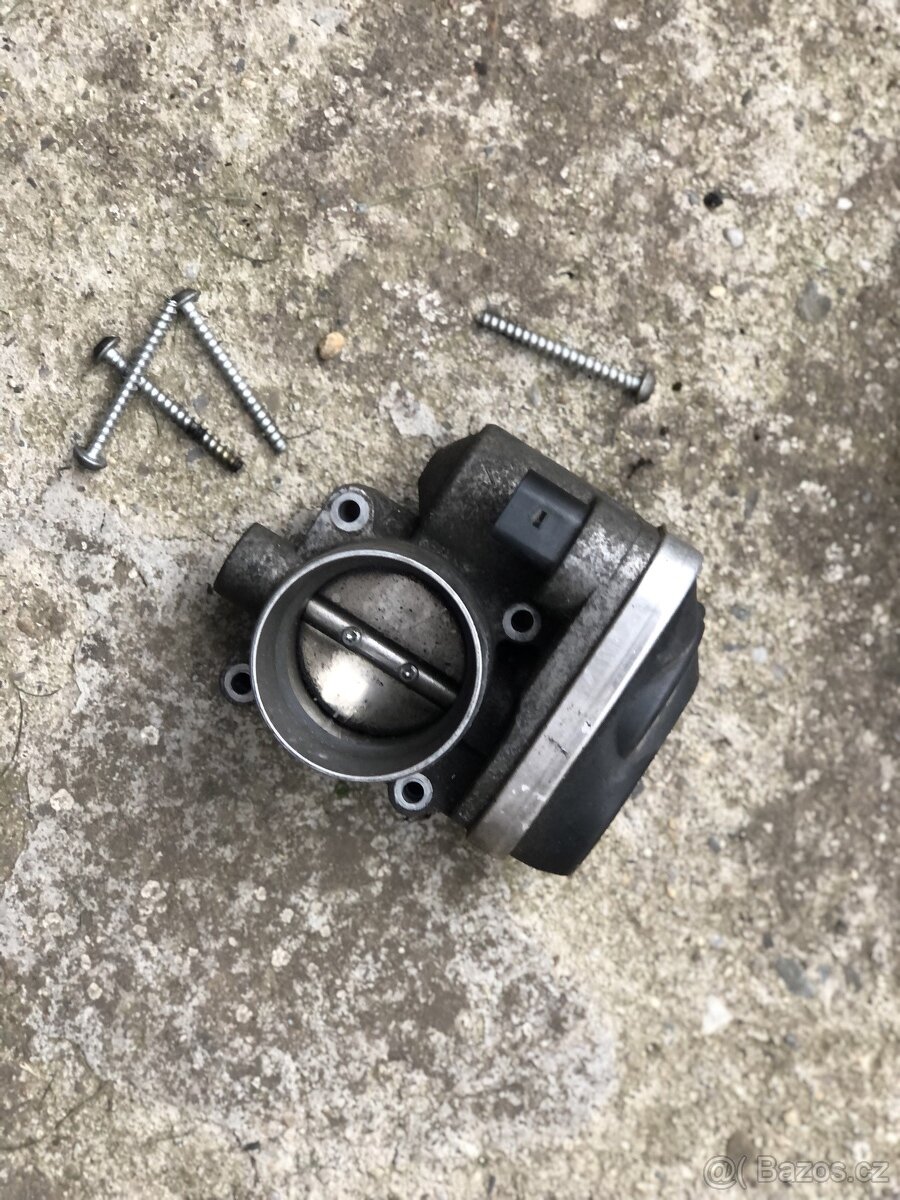 náhradní dily vw golf 4 cena dohodou - 16