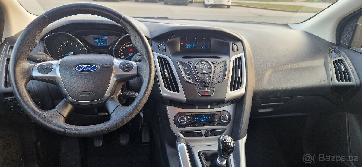 FORD Focus - 16