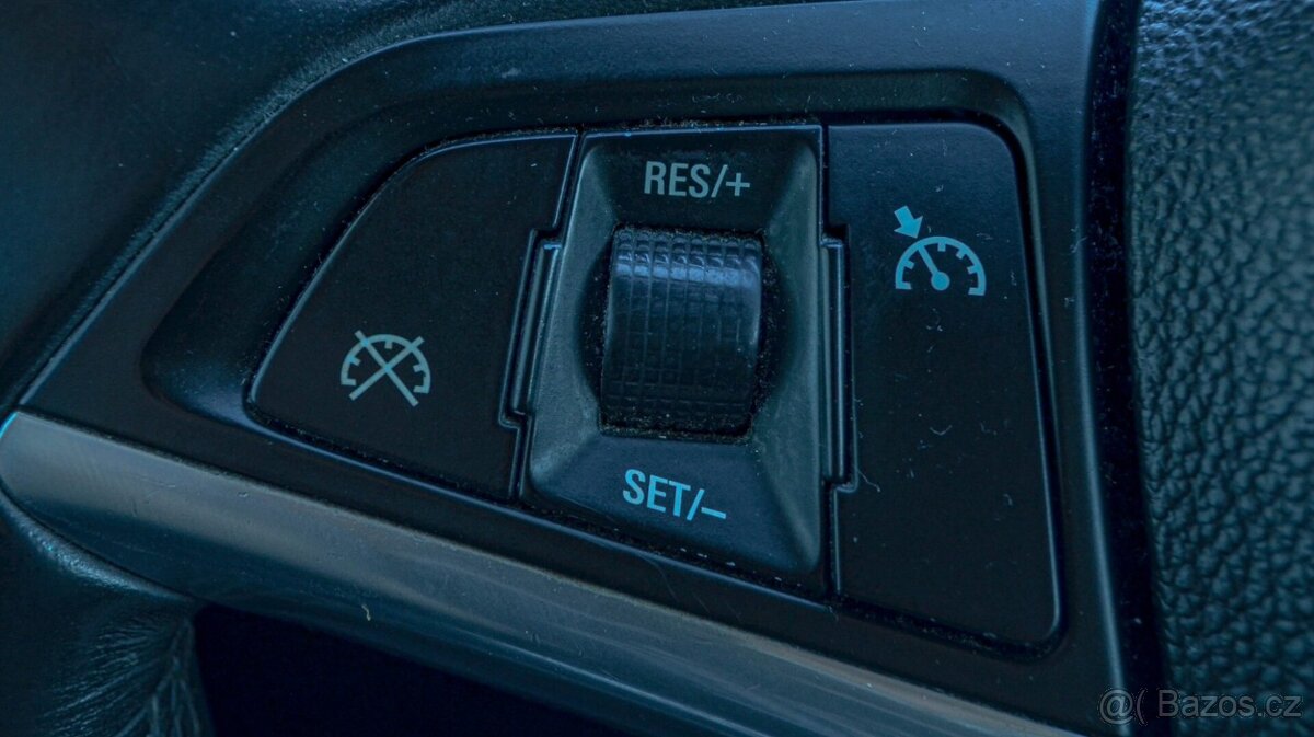 Opel Insignia 2.0 CDTI 130k Edition - 16