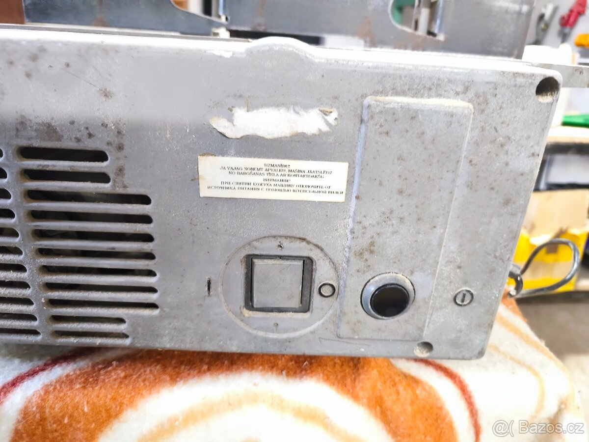 3 DŘEVOOBRÁBĚCÍ STROJE - 16