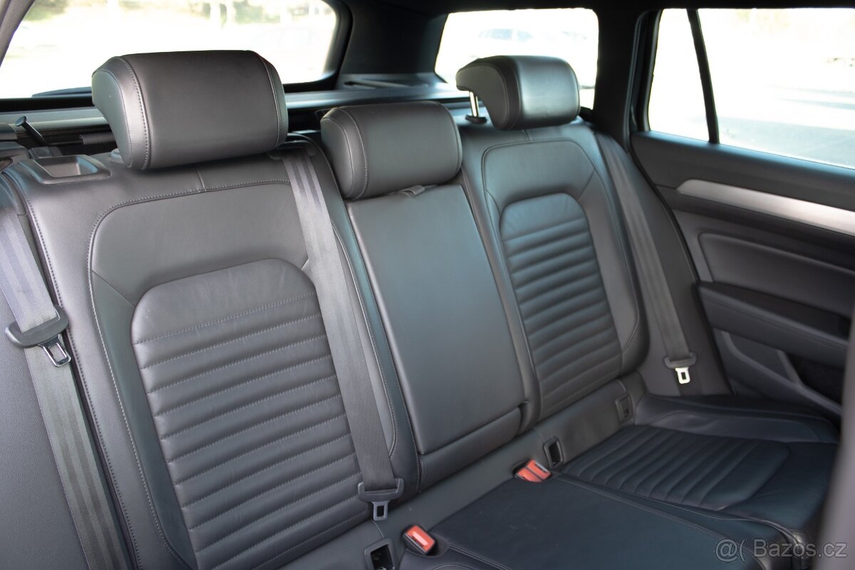 Volkswagen Passat Variant 2.0 TDI SCR 140kW 4 Motion - 16
