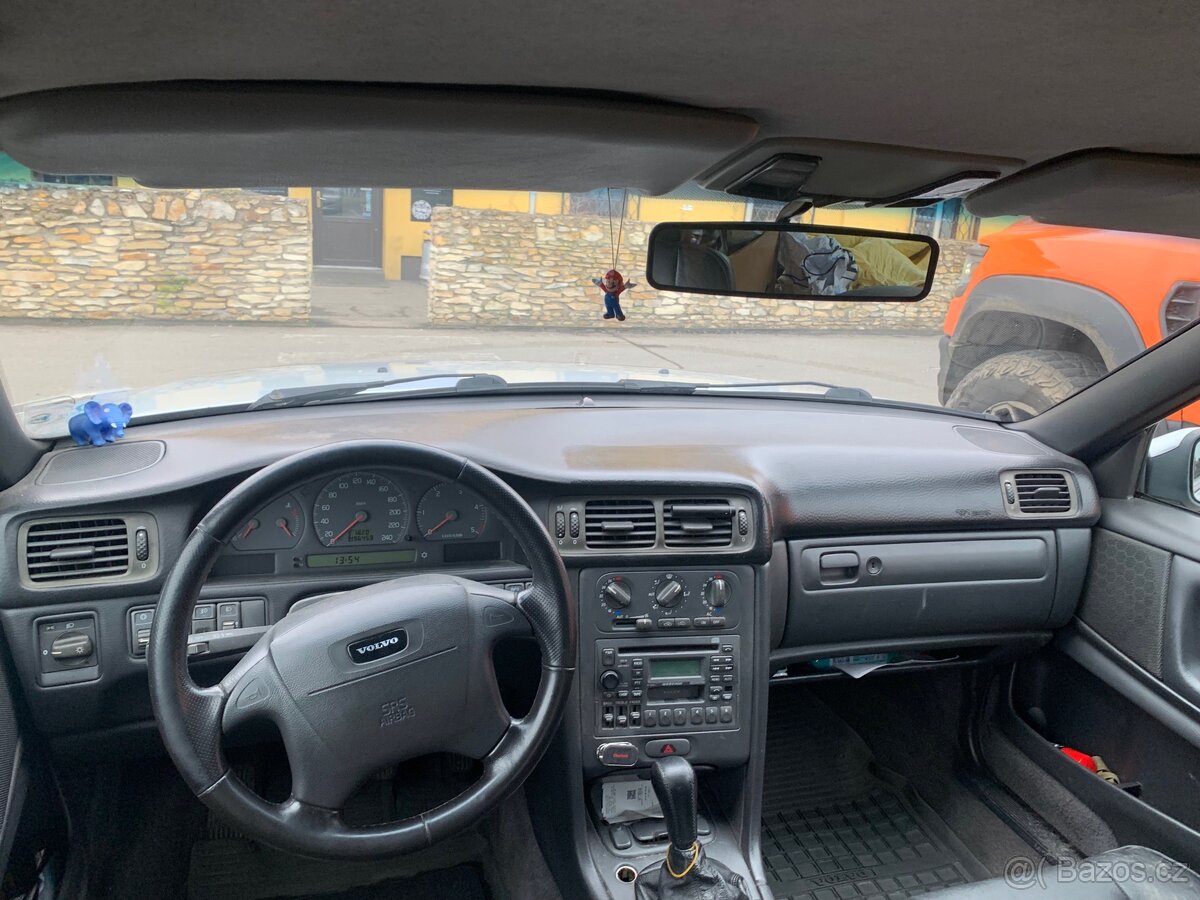 Volvo V70 - 2.5 Tdi - 103 kW , nové prahy, STK, dáln.zn. - 16