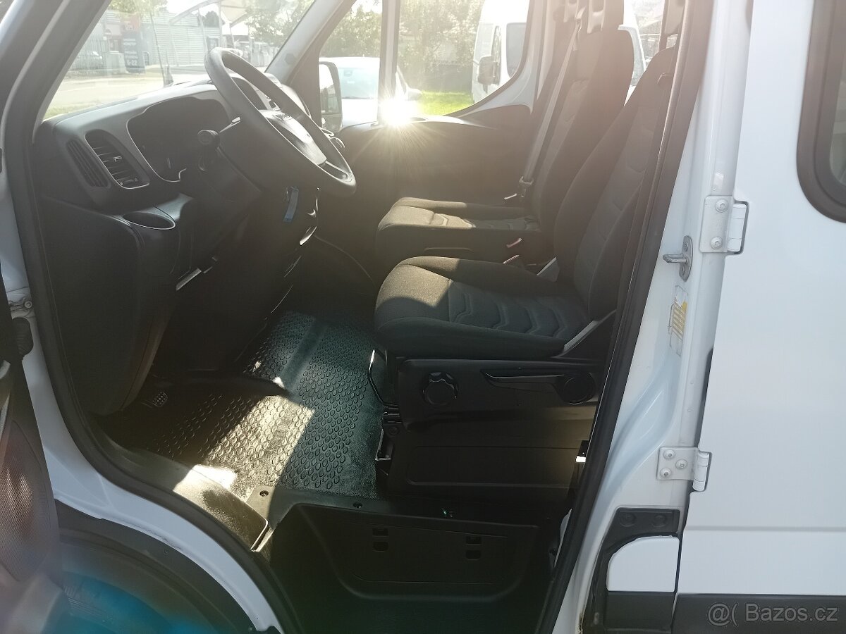 Iveco Daily 2,3D 115kw 7M 2018 - 16