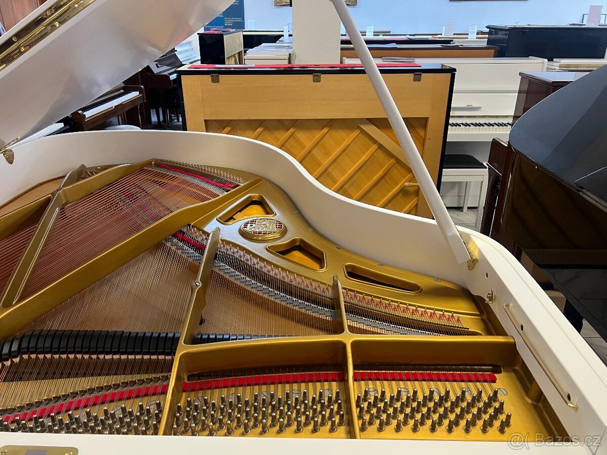 Bílý klavír Petrof mod. IV po opravě se zárukou 5 let - 16