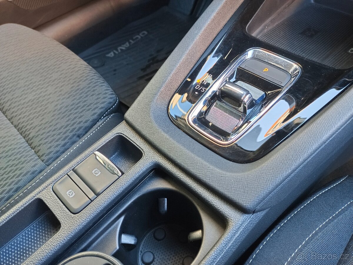 Škoda Octavia 4 Combi 2.0TDI 110kW DSG - záruka Autodraft - 16