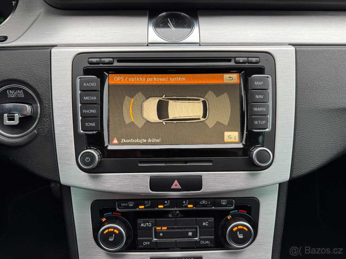 VW Passat B7 Variant 2.0 TDi DSG R-Line Xenony Alcantara - 16