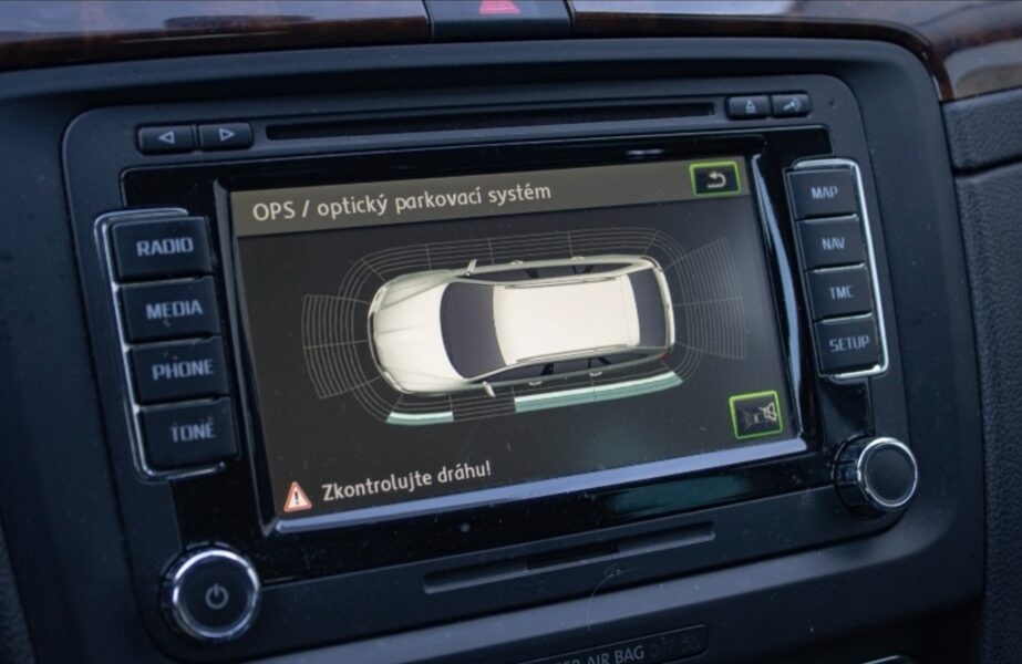 ŠKODA SUPERB 2.0 TDI DSG - 16