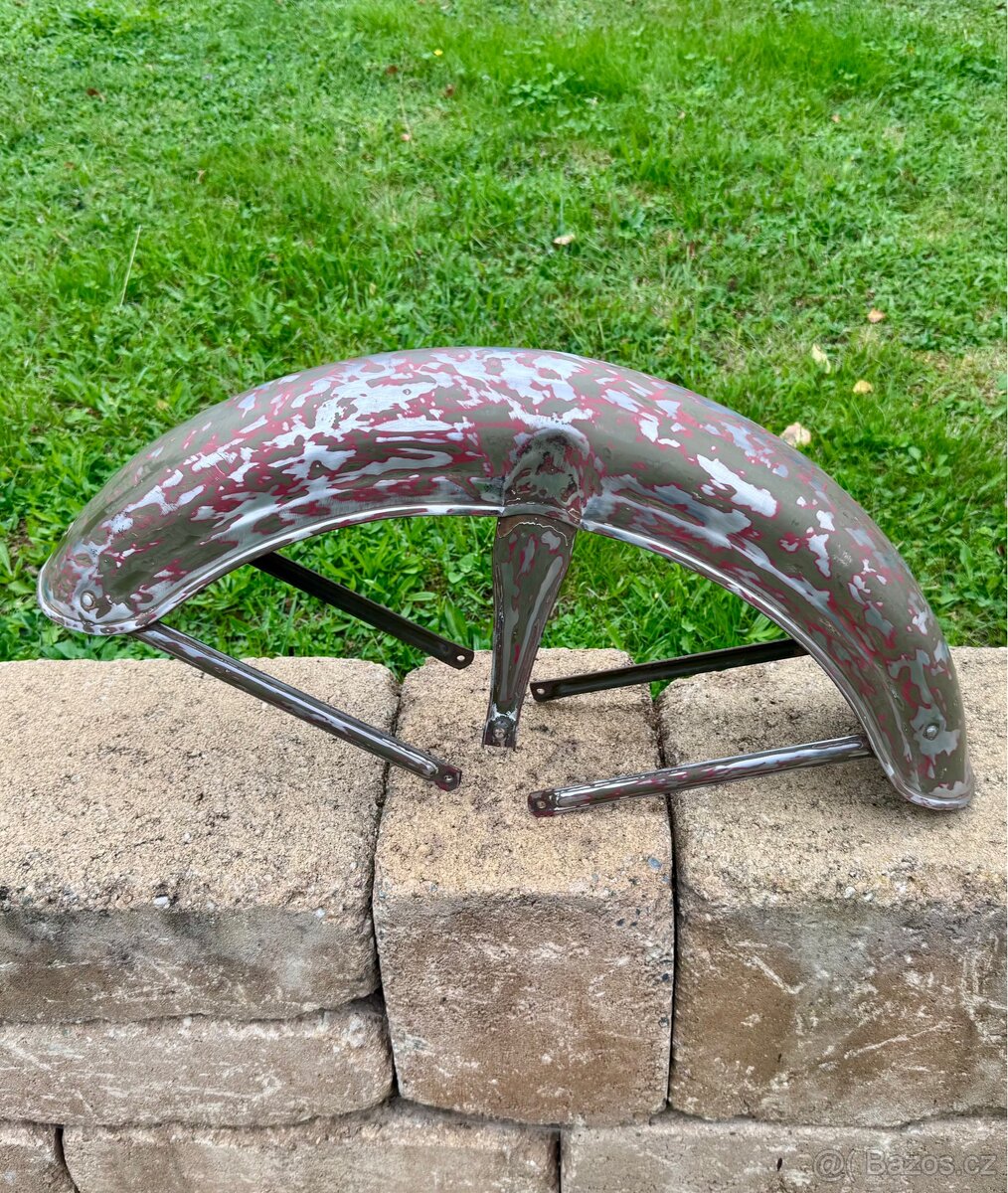 Jawa 250 350 Sport - přední blatník - 16