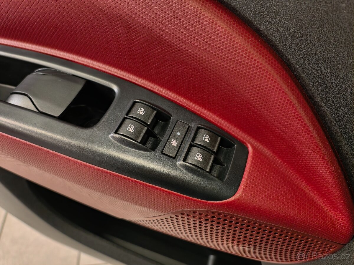 Fiat Dobló 2.0MJT 99kW KLIMA VÝHŘEVY, PDC - 16