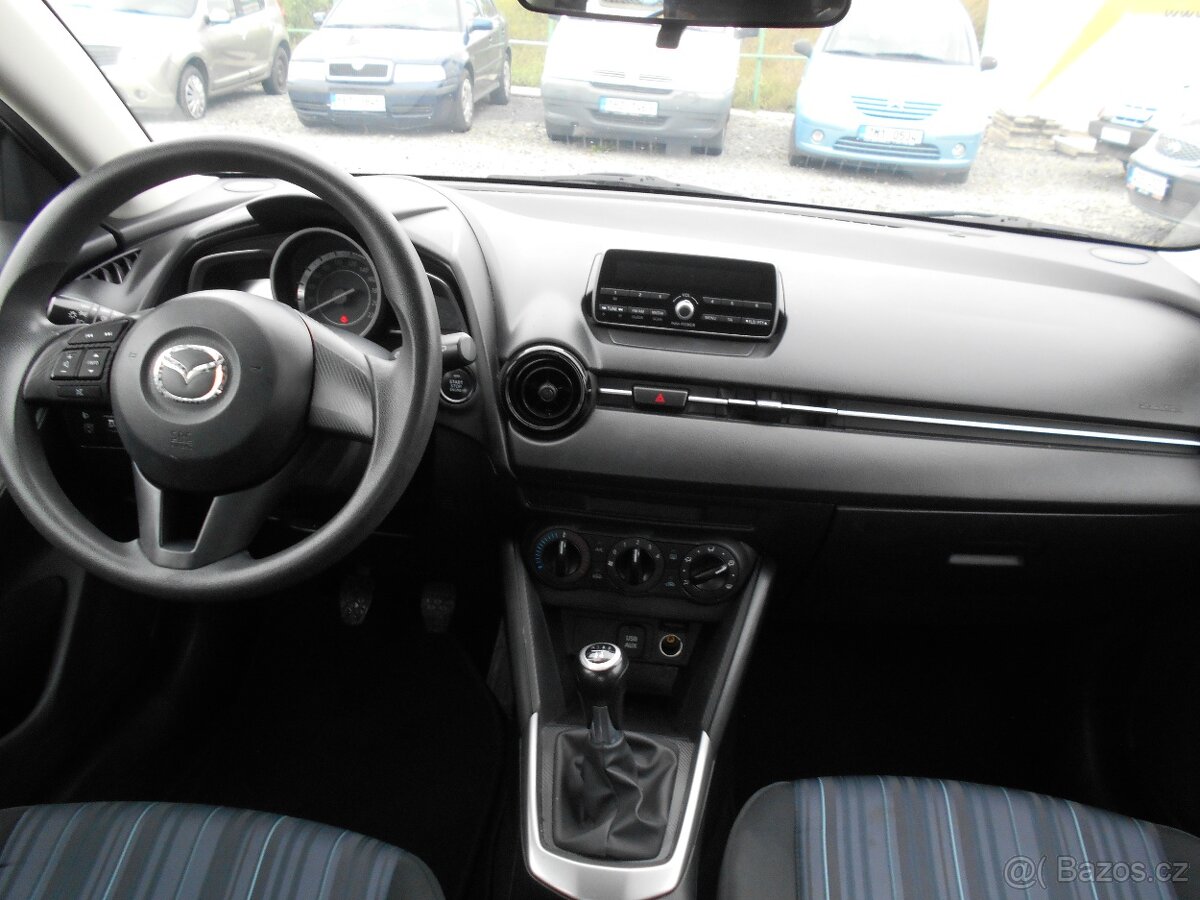MAZDA 2 1.5 I - 16