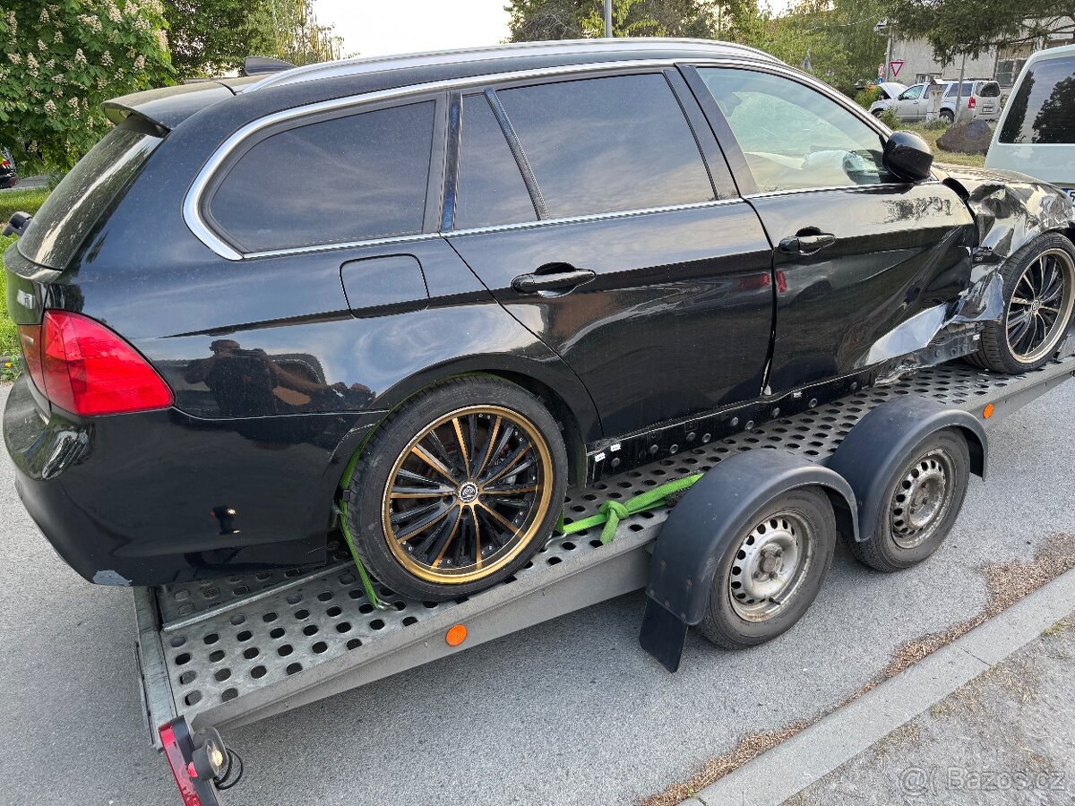 BMW E91 330d N57D30 LCi M-Paket blacksaphire dily - 16