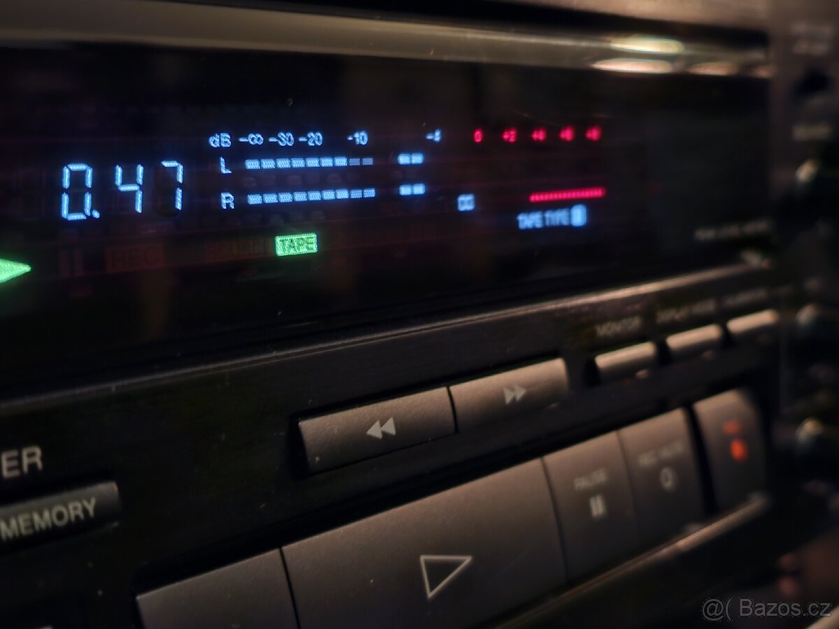 SONY vĕž z vysokých konponentů - 16