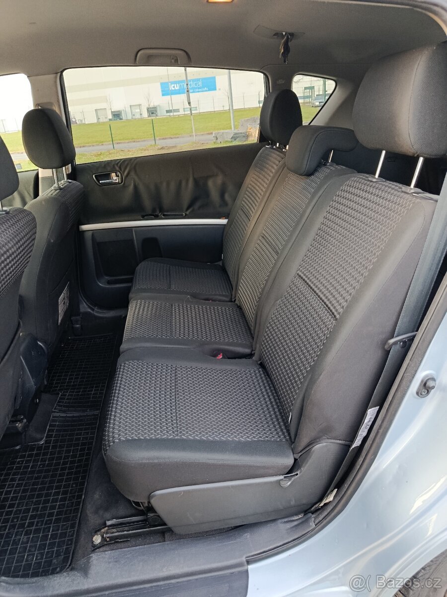 Toyota Corolla verso 1.8 Benzín + Lpg - 16