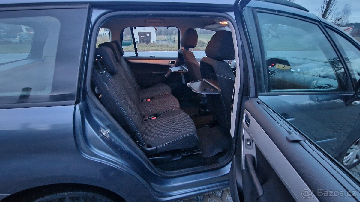 Citroen Grand C4 Picasso 7 Míst - 16