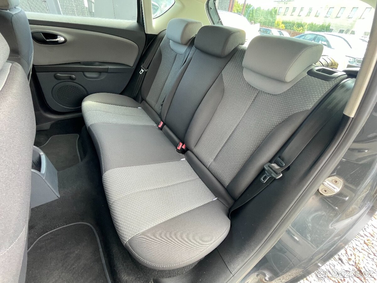 Seat Leon 1.6 MPi Serviska, Klima, 8xPneu - 16