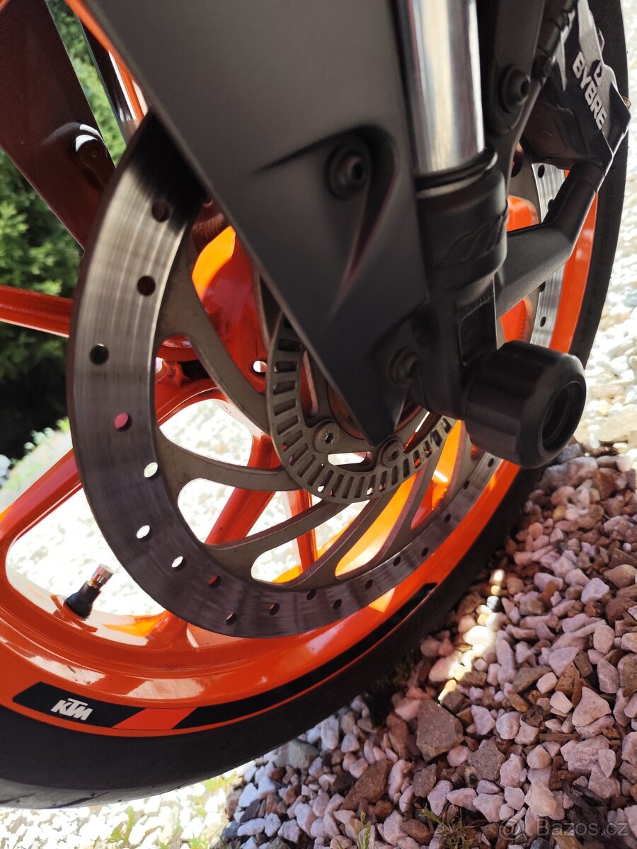 KTM Duke 125 r.v.2022 ABS doprava zdarma,české SPZ - 16