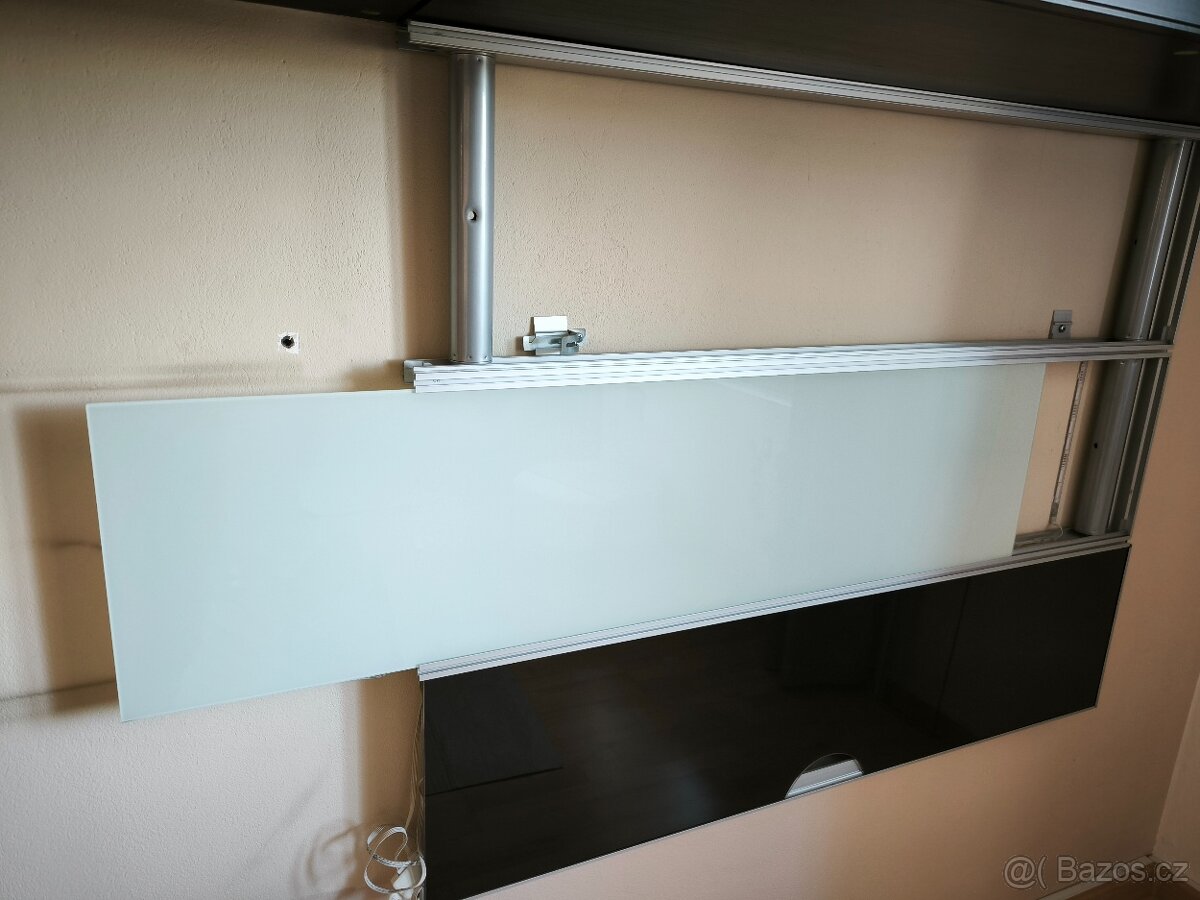 IKEA BESTA TV stěna s držákem TV+ LED osvětlení - 16