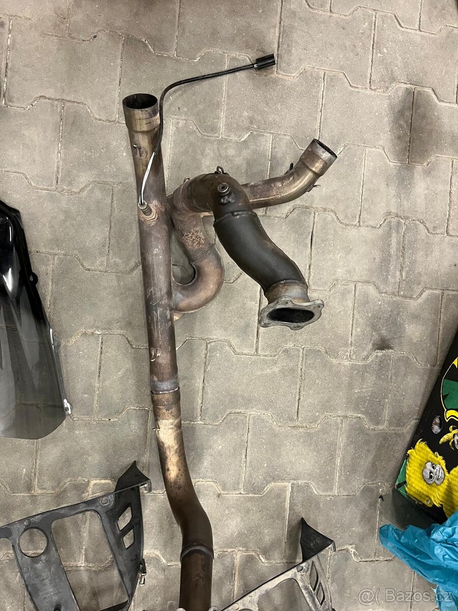 Díly Aprilia RSV1000 - 16