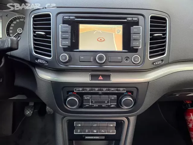 VW Sharan 2.0TDI 103kW,tažné,serviska,navi,KESSY - 16
