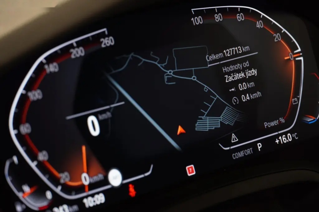 BMW Řada 3, 330i,XDRIVE,H/K M-PAKET,ČR - 16