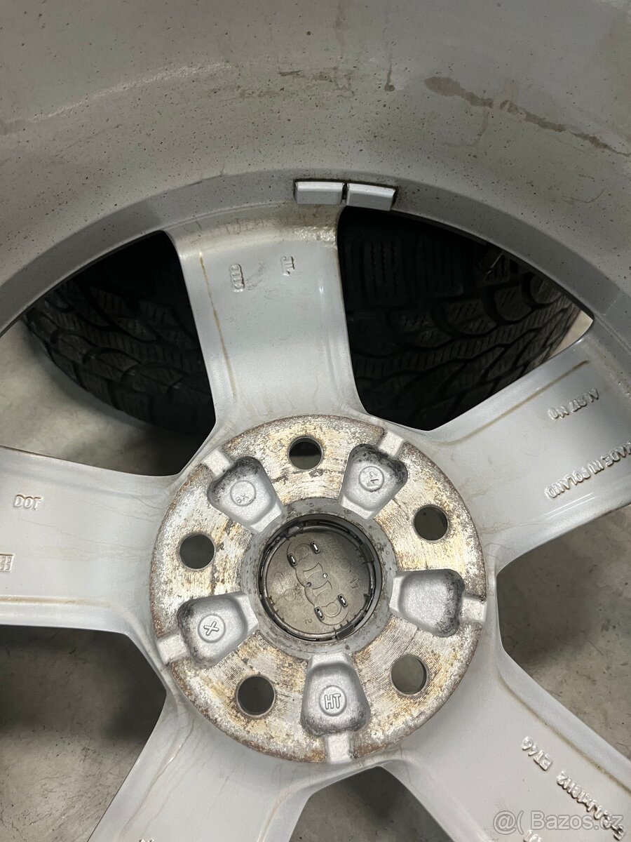 Kompletní sada Audi A3 R18 zimní - 16