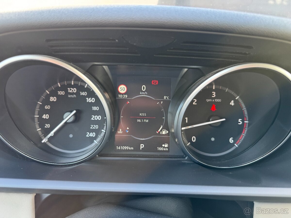 Land Rover Discovery TDV6 HSE AWD AT ČR DPH - 16