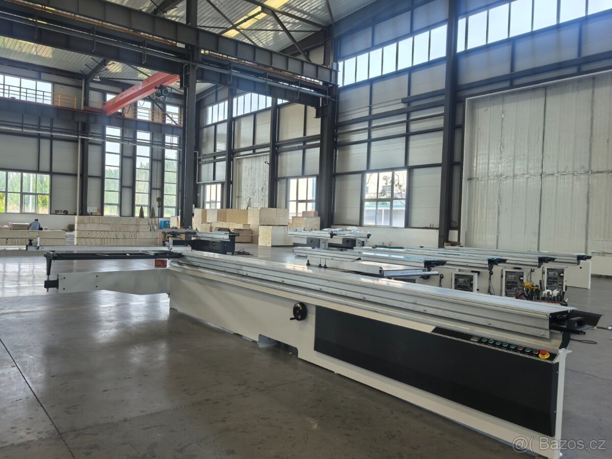 Formátovací pila s 4000 x 410 mm posuvným stolem. - 16