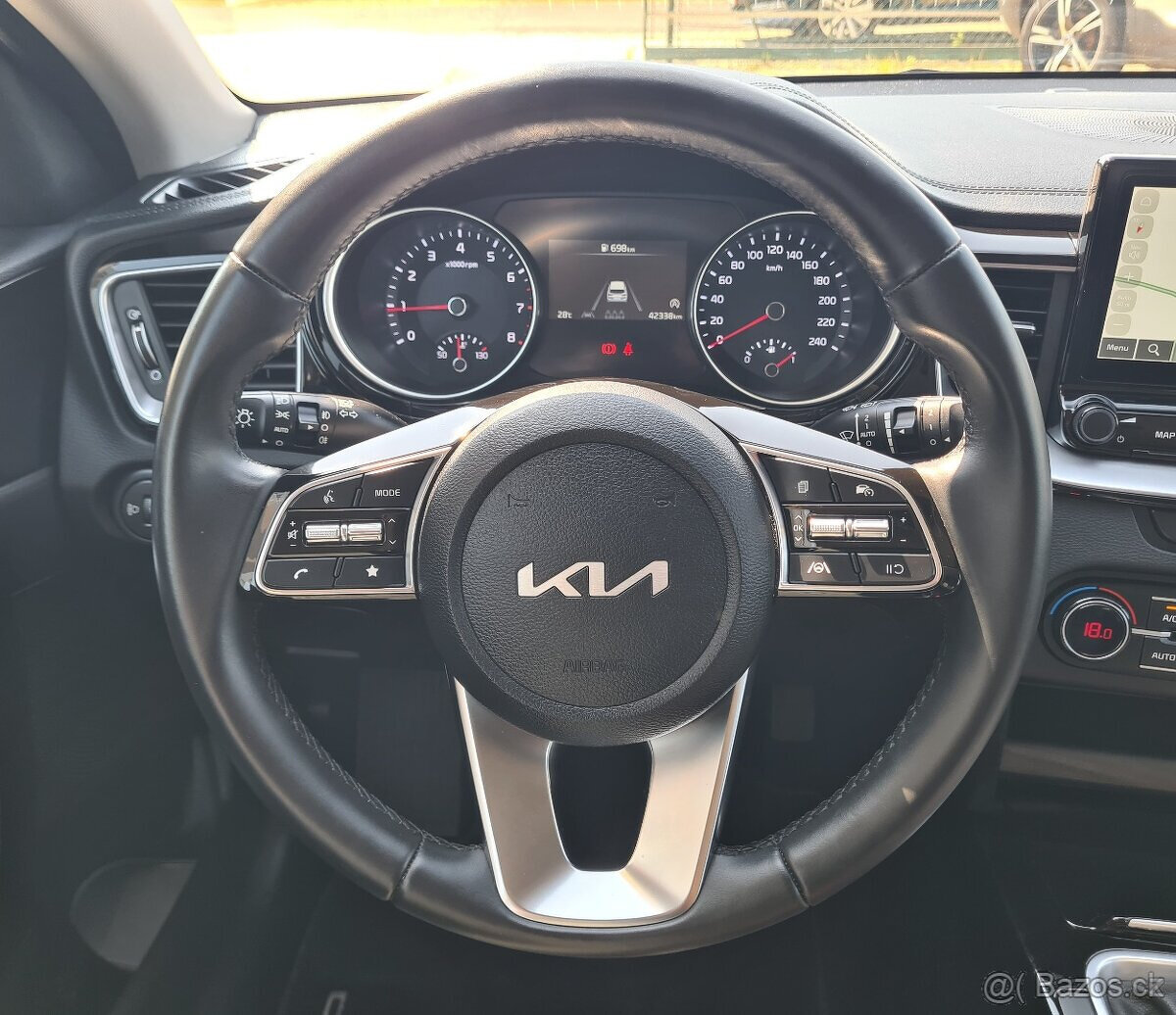 KIA CEED 1.0 T-GDI SILVER - 16