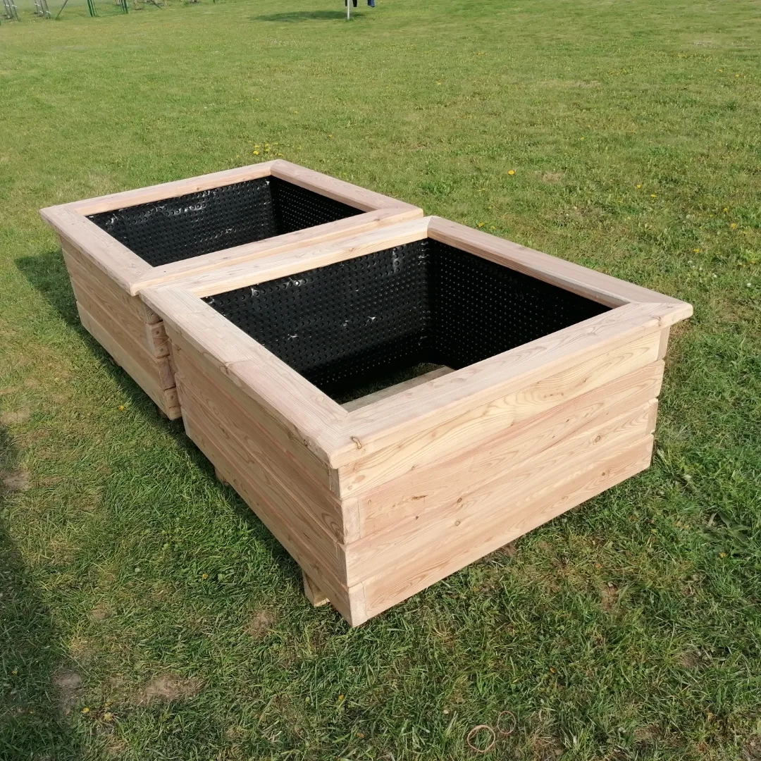 Modřínové masivní vyvýšené záhony - 16