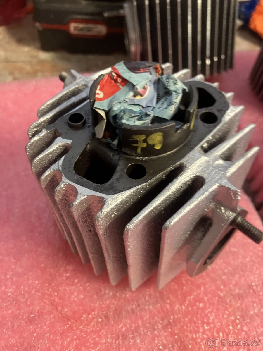 Jawa 50 pionyr pařez mustang 550 555 20 21 23 válce kliky - 16