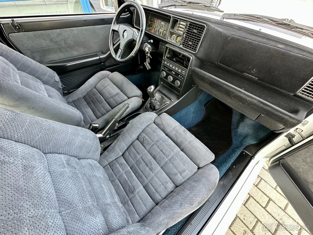 Lancia DELTA HF INTEGRALE 16V EVO1 MARTINI - 16