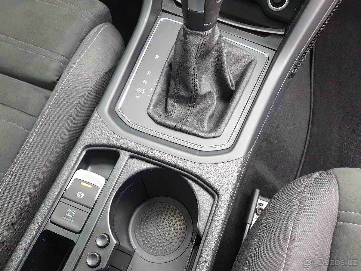 VW Touran 2.0 TDI 110kW DSG Panorama LED - záruka Autodraft - 16