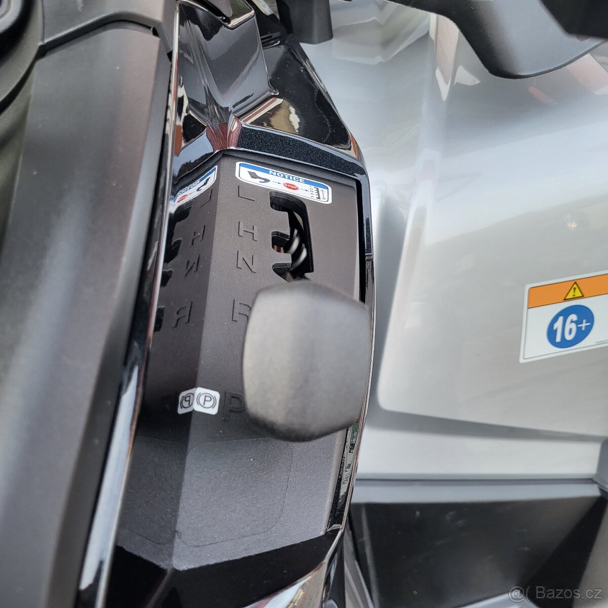 CAN-AM Outlander MAX 650 XT-P ABS MY24 SPZ, AKCE PODZIM - 16